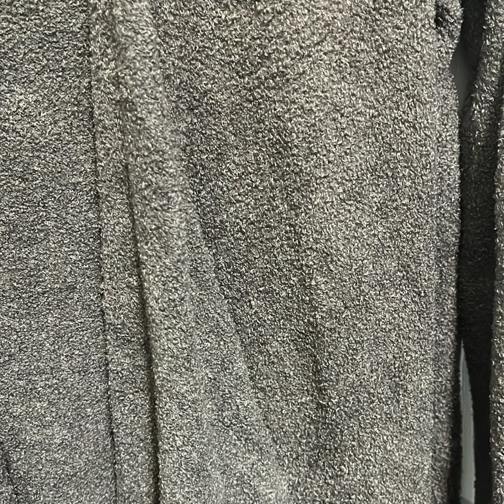 GUC barefoot Dreams cardi - Picture 5 of 6